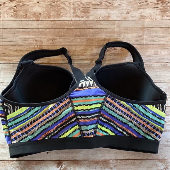 VSX Geo Print Bright Multi Colored Print Front Zip Sports Bra 32D - Picture 4 of 7